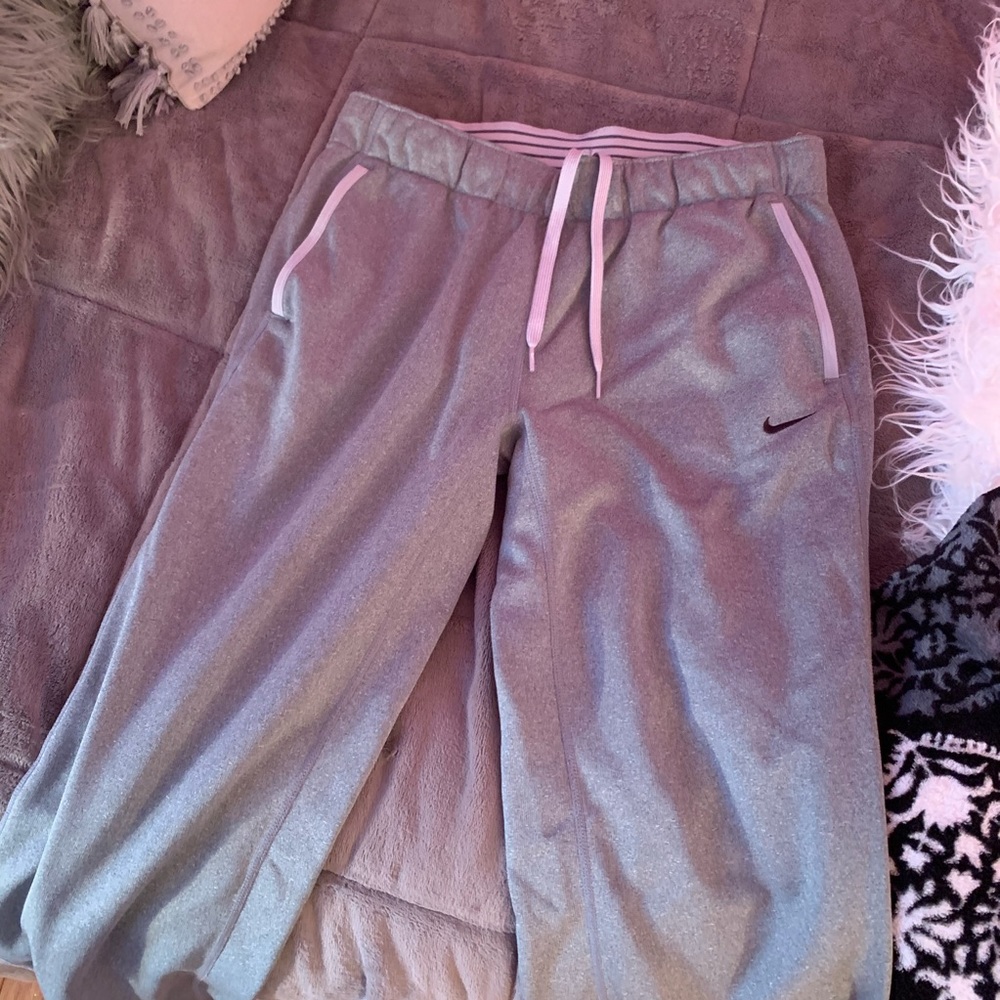 Women’s grey NIKE sweats